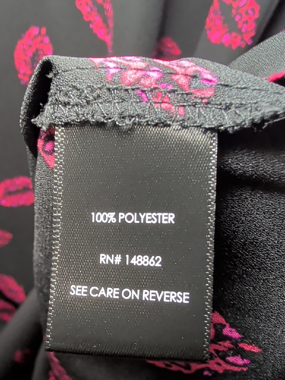 Torrid Georgette Bow Tie Blouse Black + Pink Lips Print Office Women's Size 2x - Picture 5 of 5